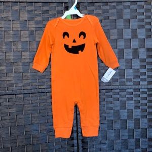 CARTERS BABY 6 months brand new snap pumpkin one piece pj with hat